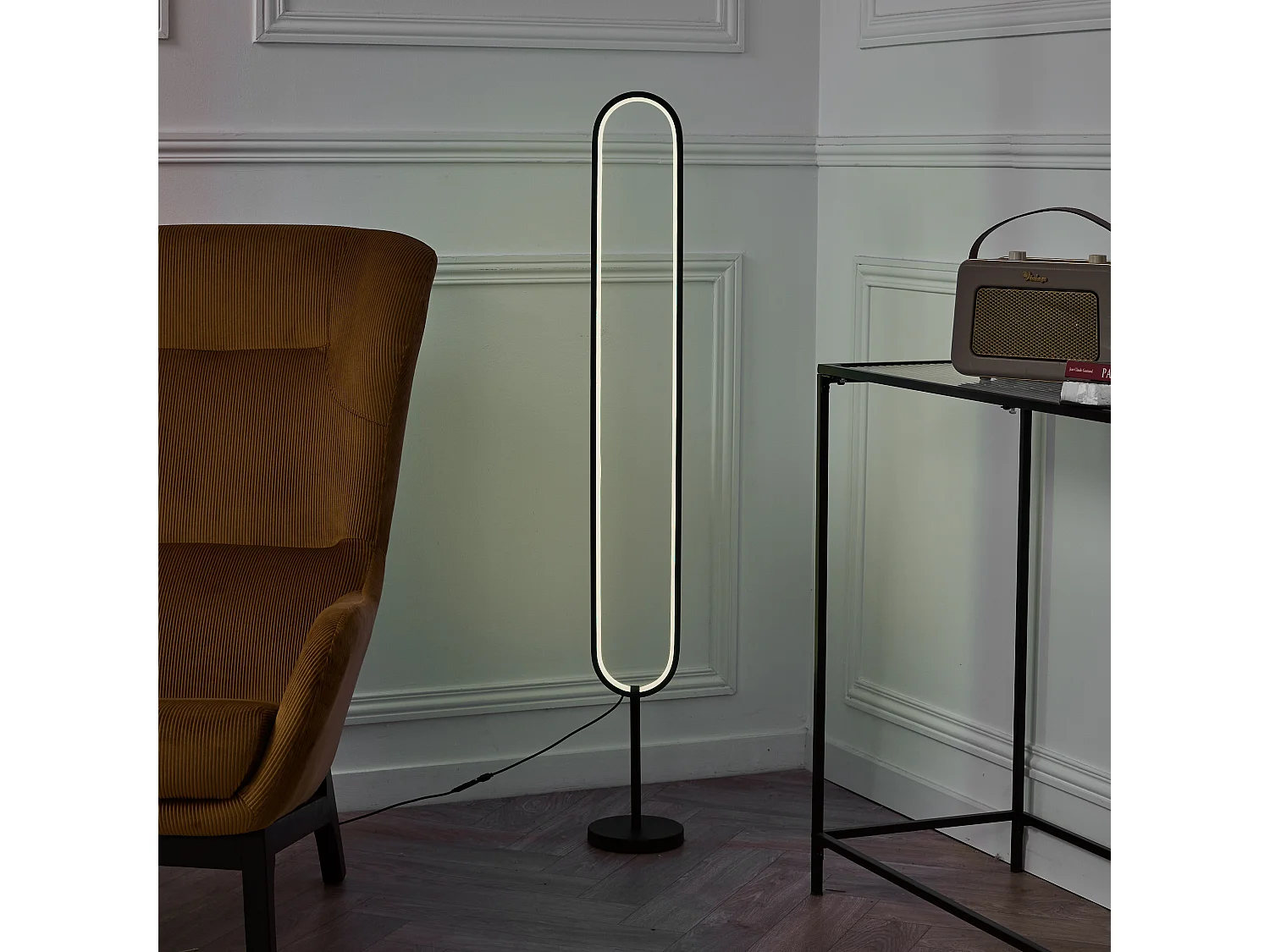 Lampe Led Ovale Sur Pied 120cm Noir