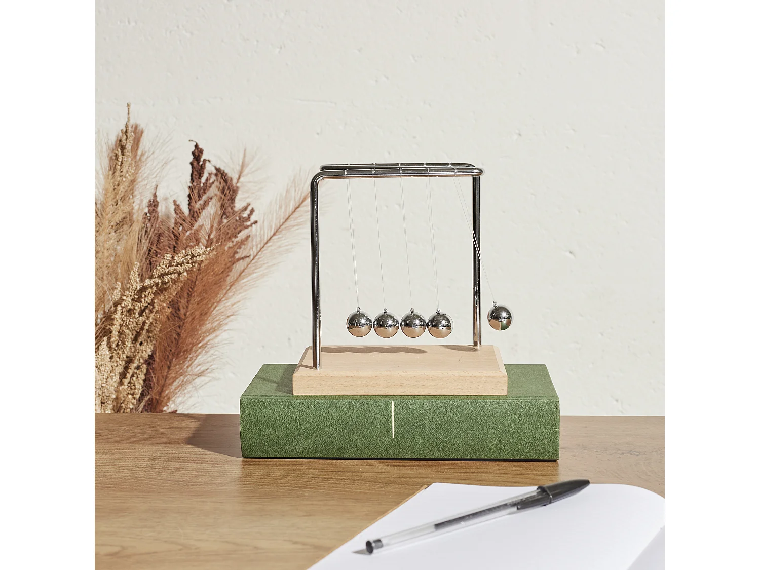 Pendule De Newton H15cm Marron, Gris