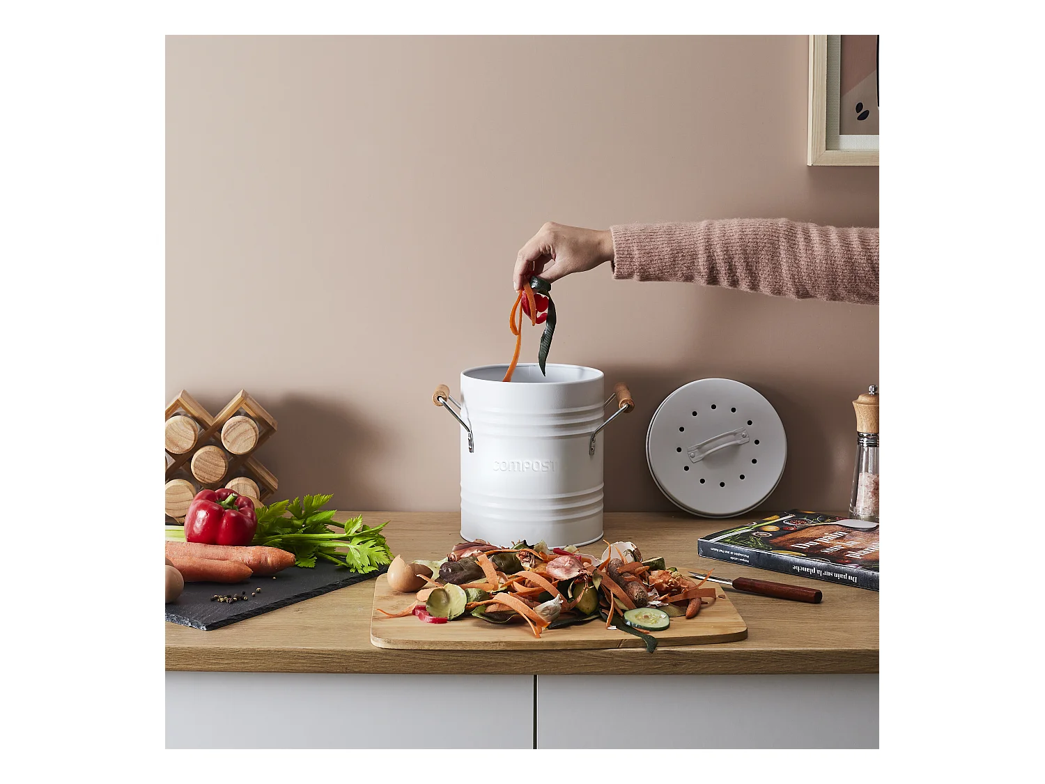 Poubelle A Compost Metal Couvercle Et Poignees Blanc