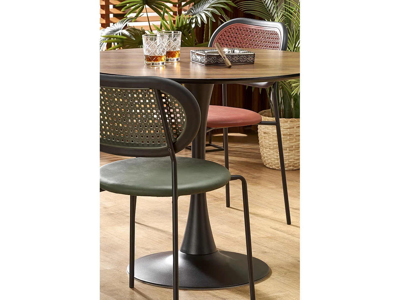 Table ronde en chêne pour 4 personnes 90x73 cm