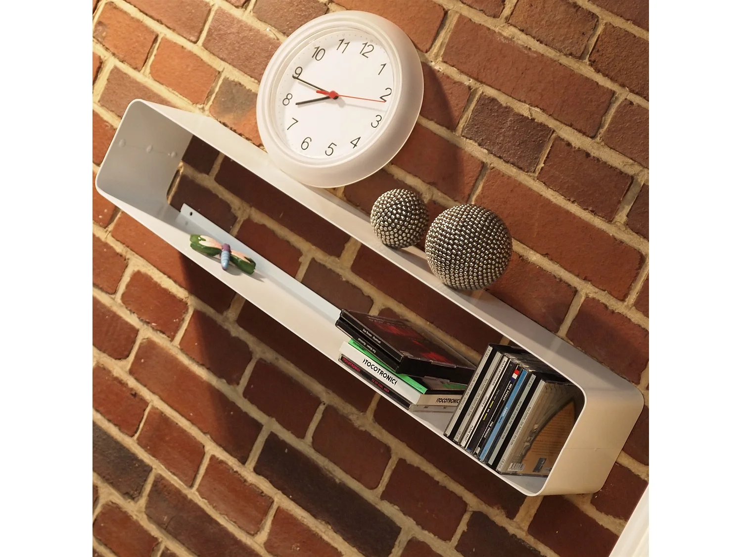 CD-REGAL CUBE 120 Metal, Lounge Design weiß