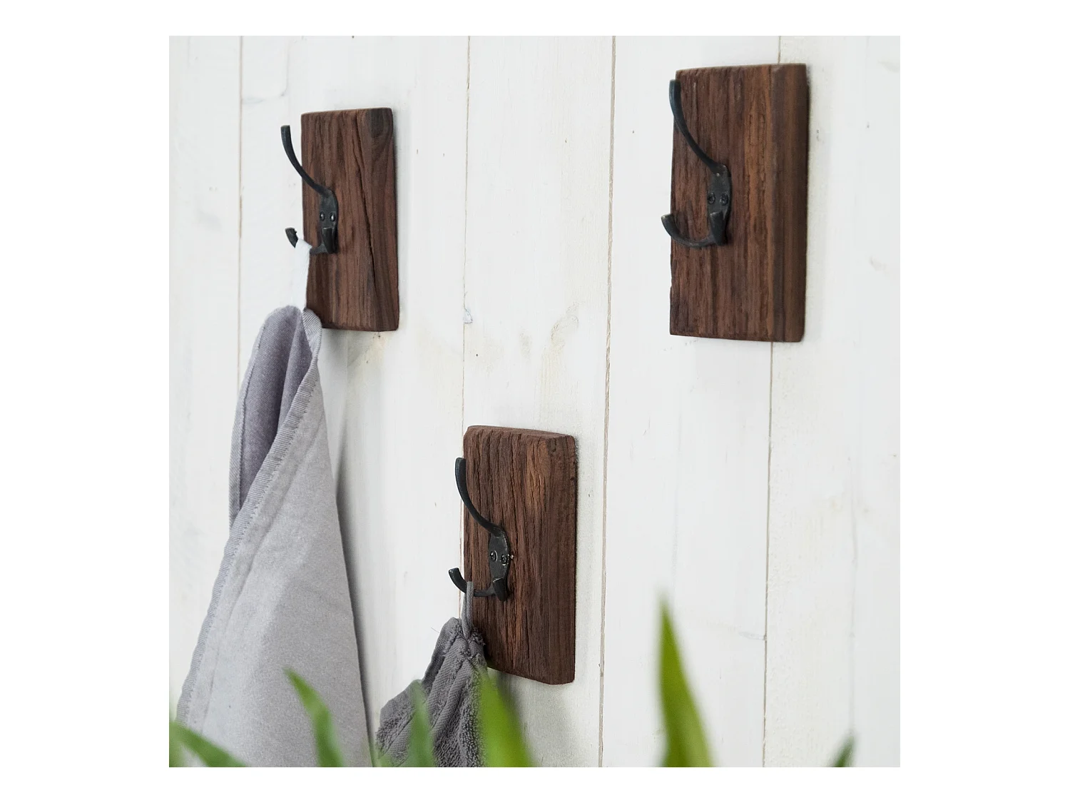 PORTE-MANTEAU Tableau Bois massif, double crochet marron