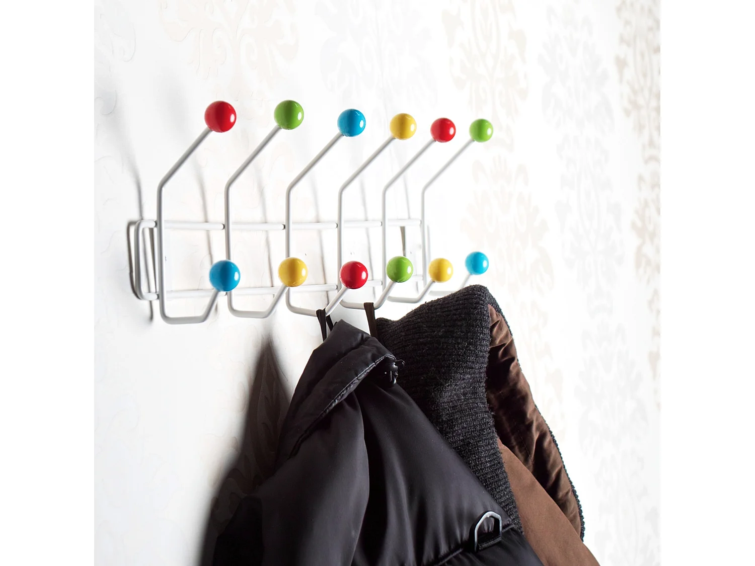 PORTE-MANTEAU Balle de couleur 12 crochets blanc