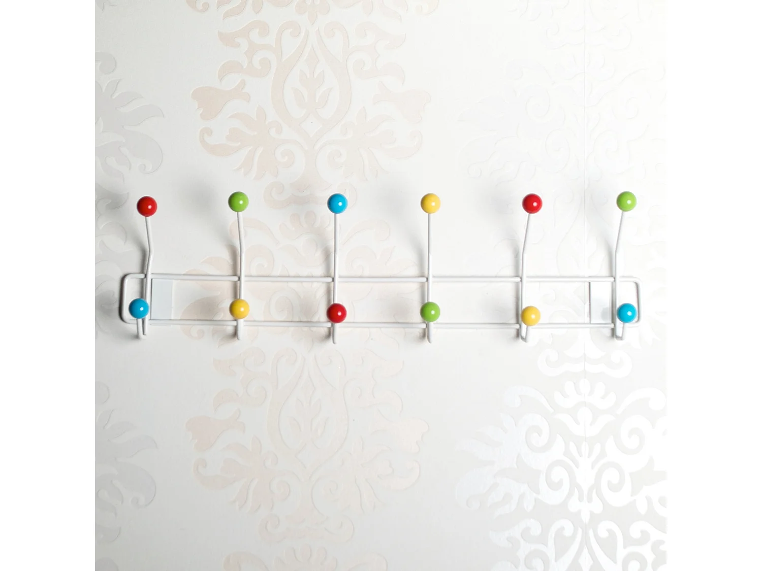 PORTE-MANTEAU Balle de couleur 12 crochets blanc