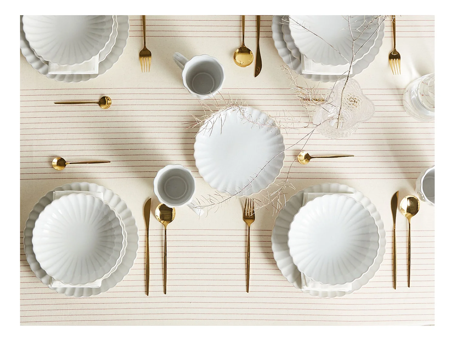 Set de 16 couverts de table NETTLE Grès Blanc cassé