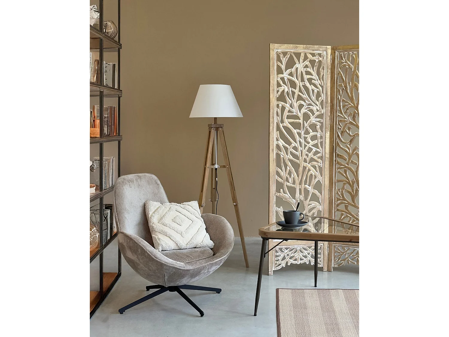 Poltrona in tessuto grigio "Dora"