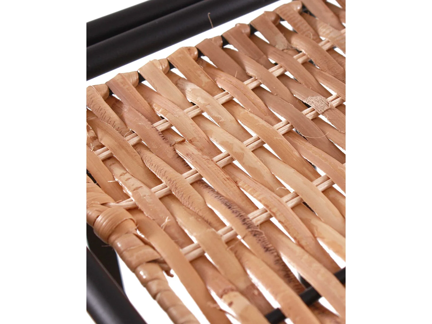 Scaffale in ferro e vimini