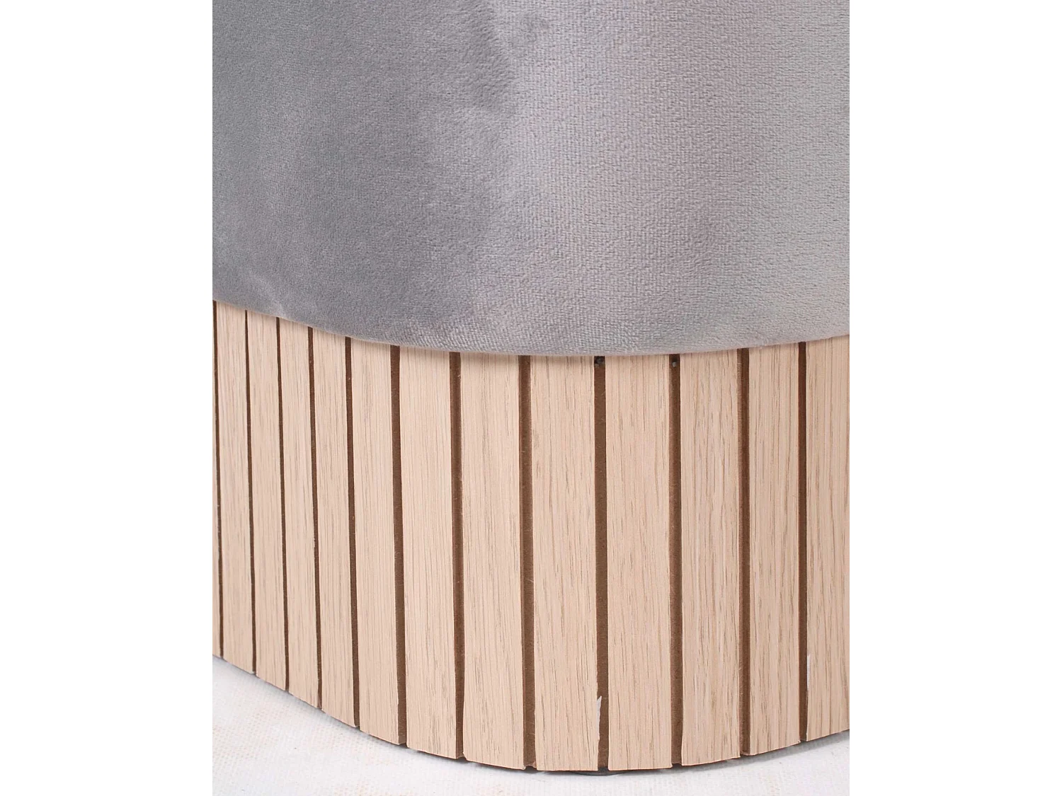 Pouf in velluto grigio