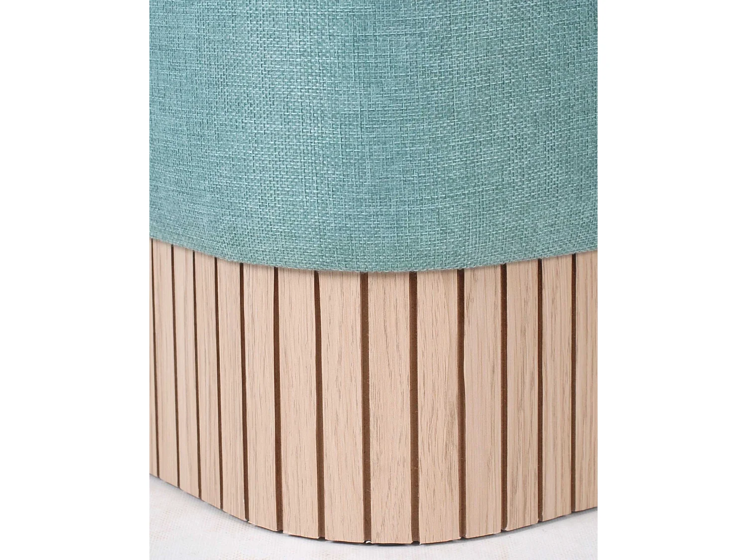 Pouf in tessuto turchese