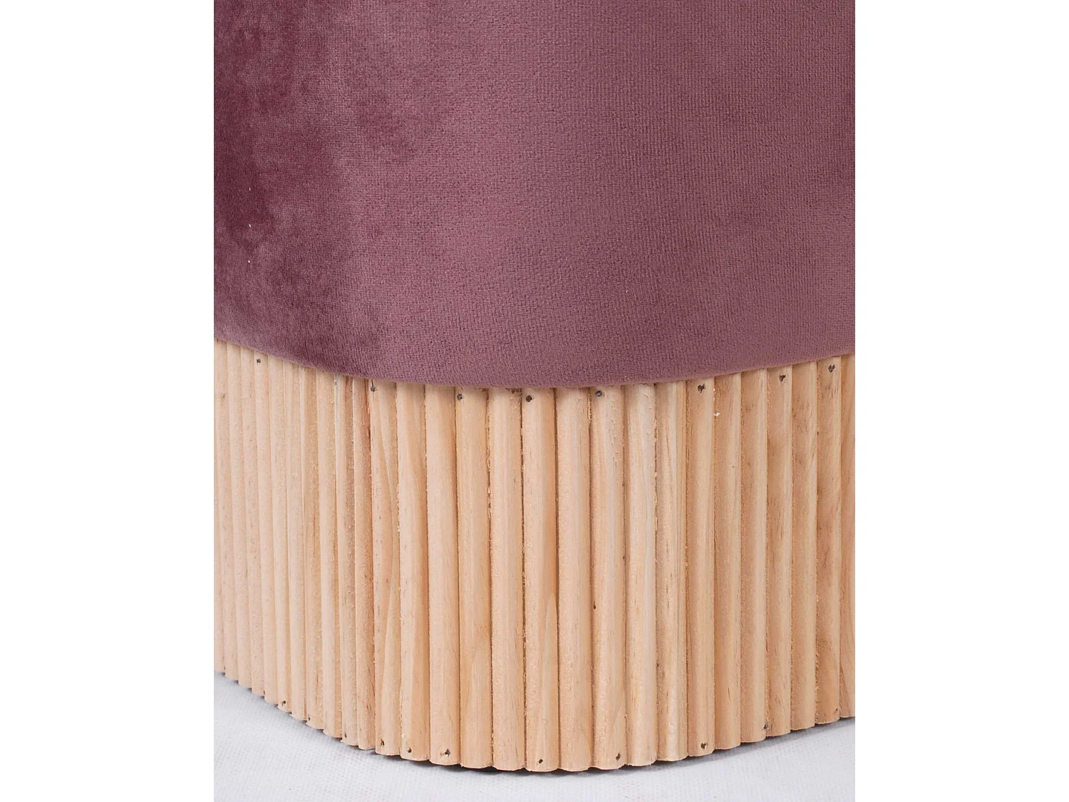 Pouf in velluto bordeaux