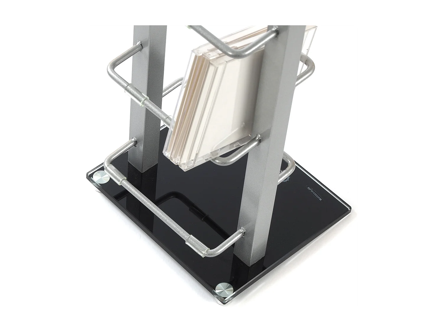 CD STÄNDER  LOUNGE TOWER 138 Aluminium / Glas, für 126 CDs silberfarben