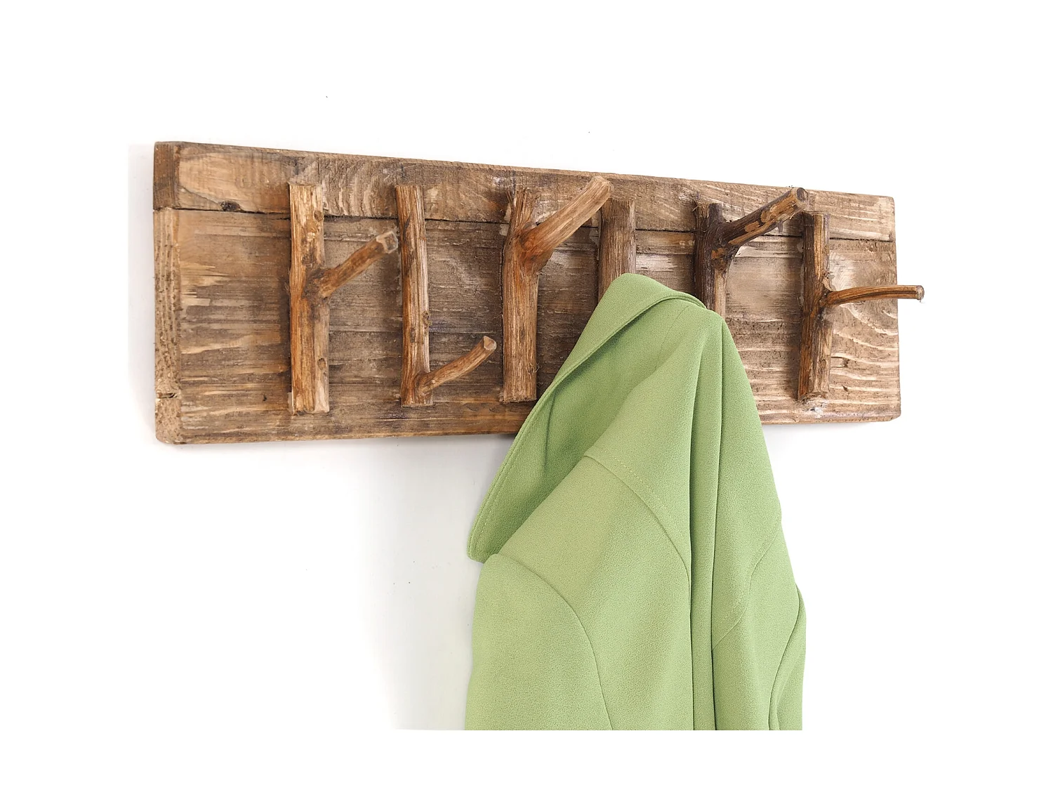 PORTE-MANTEAU MURAL SAMOA bois de recyclage couleurs naturelles