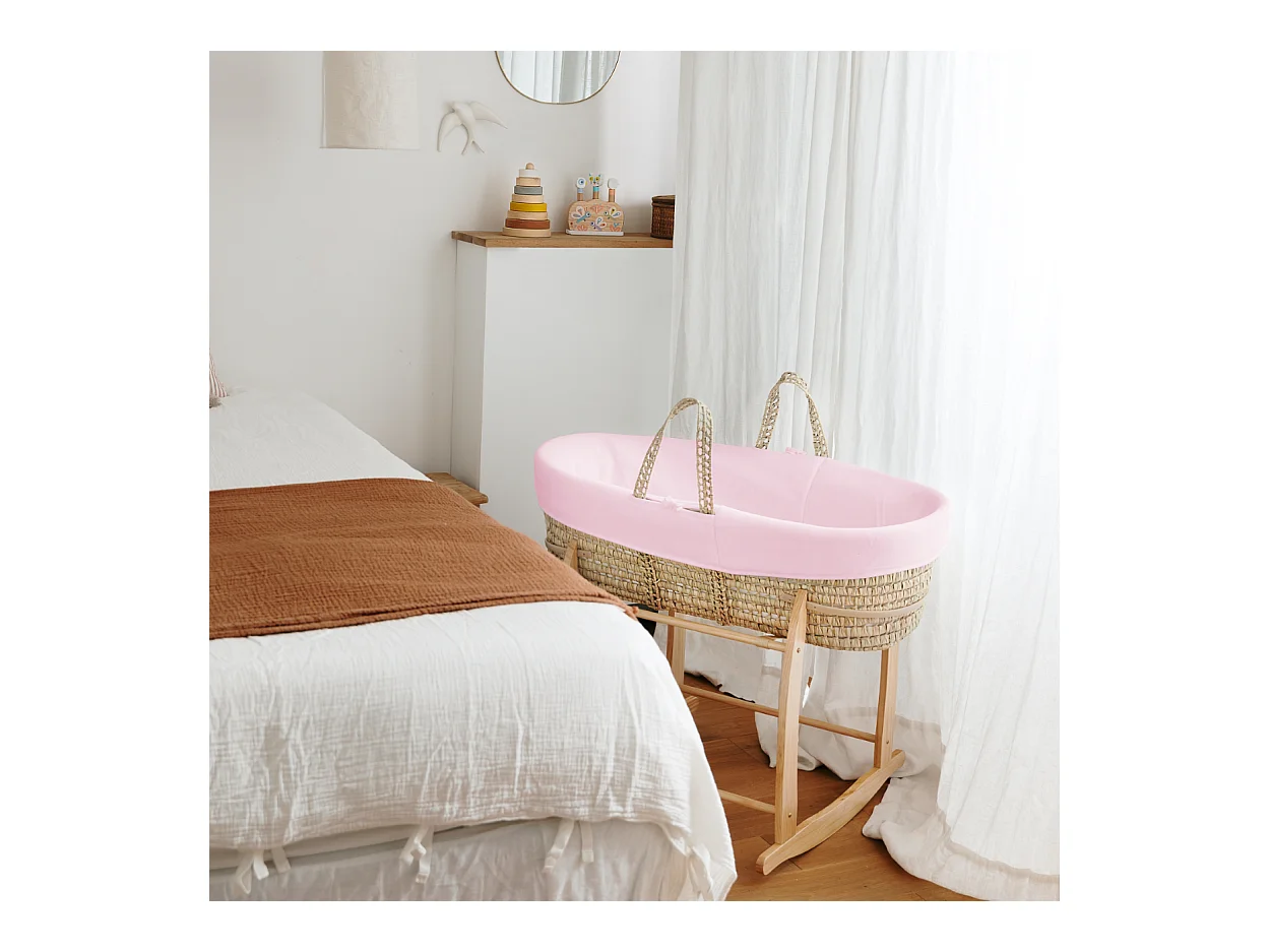 Babytragekorb mit Holzgestell