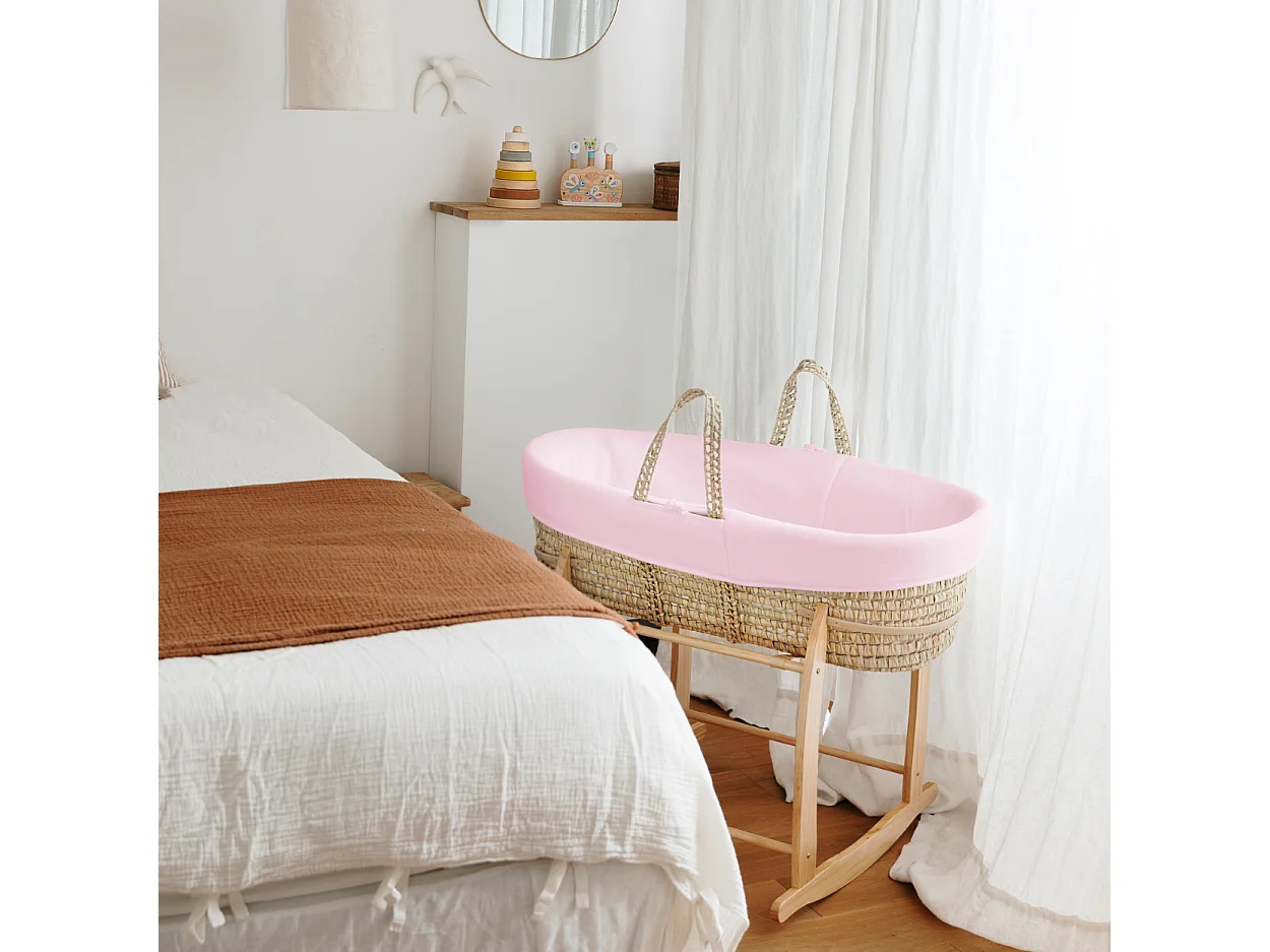 Babytragekorb mit Holzgestell