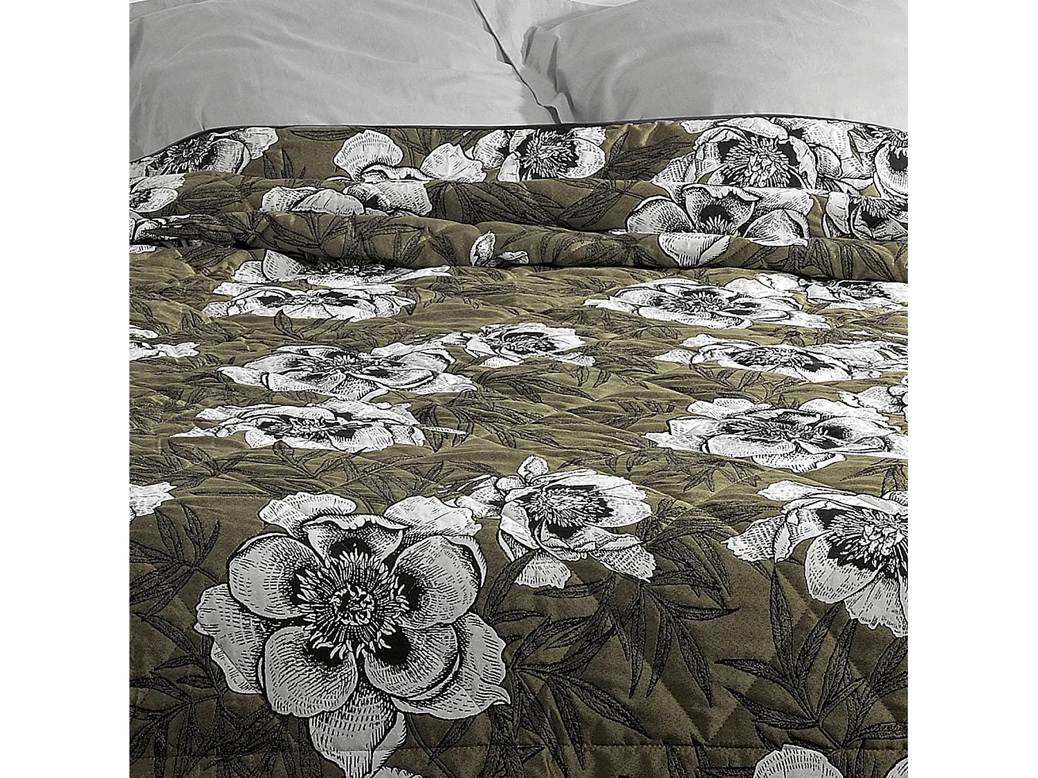 Cubrecama con estampado floral 240 x 260 cm