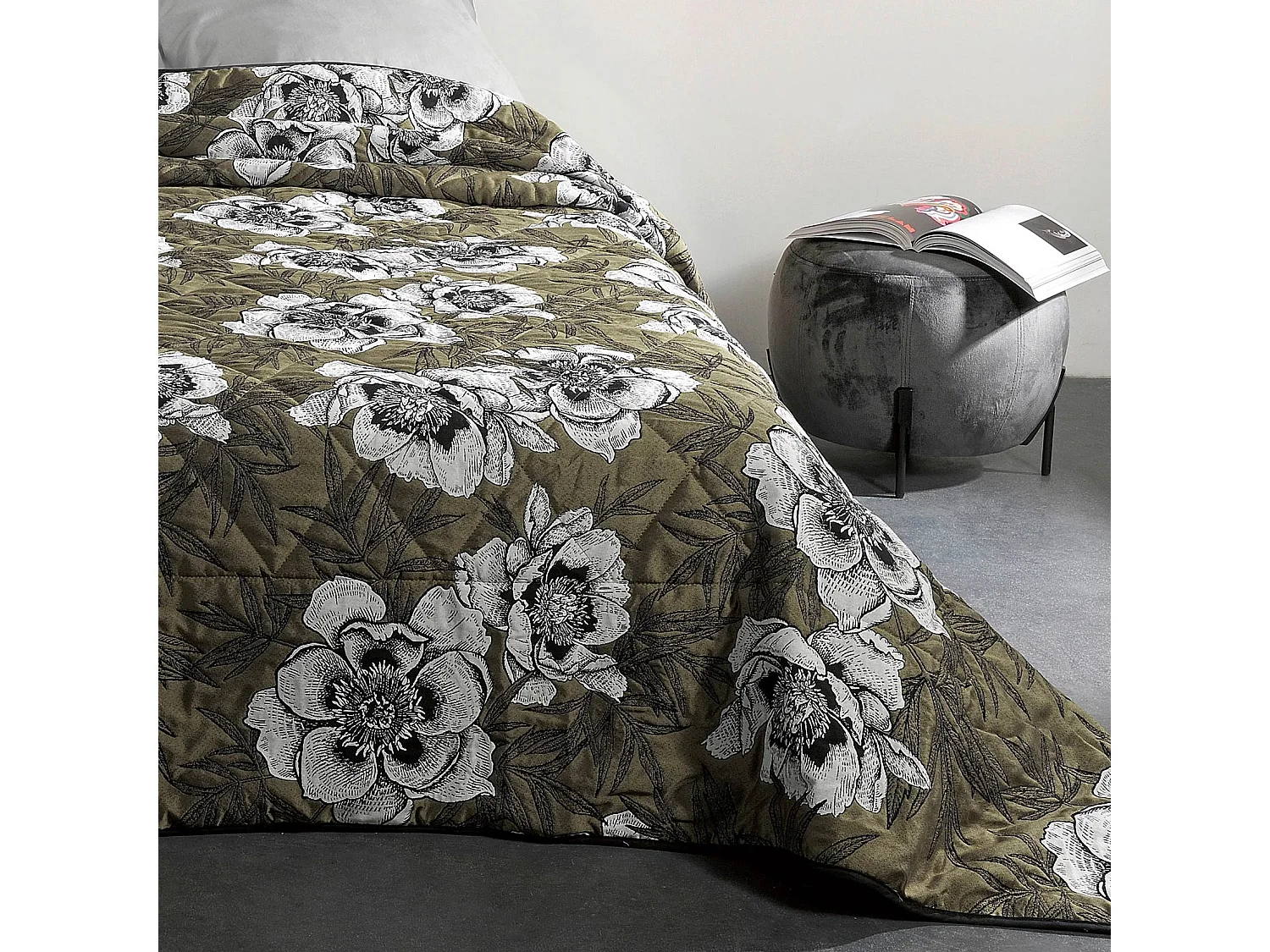Cubrecama con estampado floral 240 x 260 cm