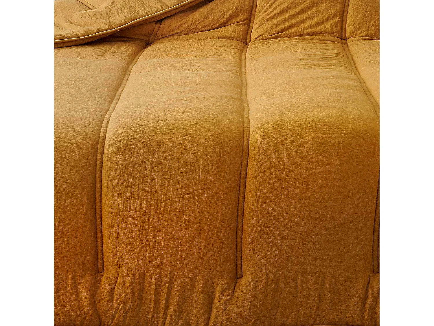 Cubrecama liso 240 x 260 cm