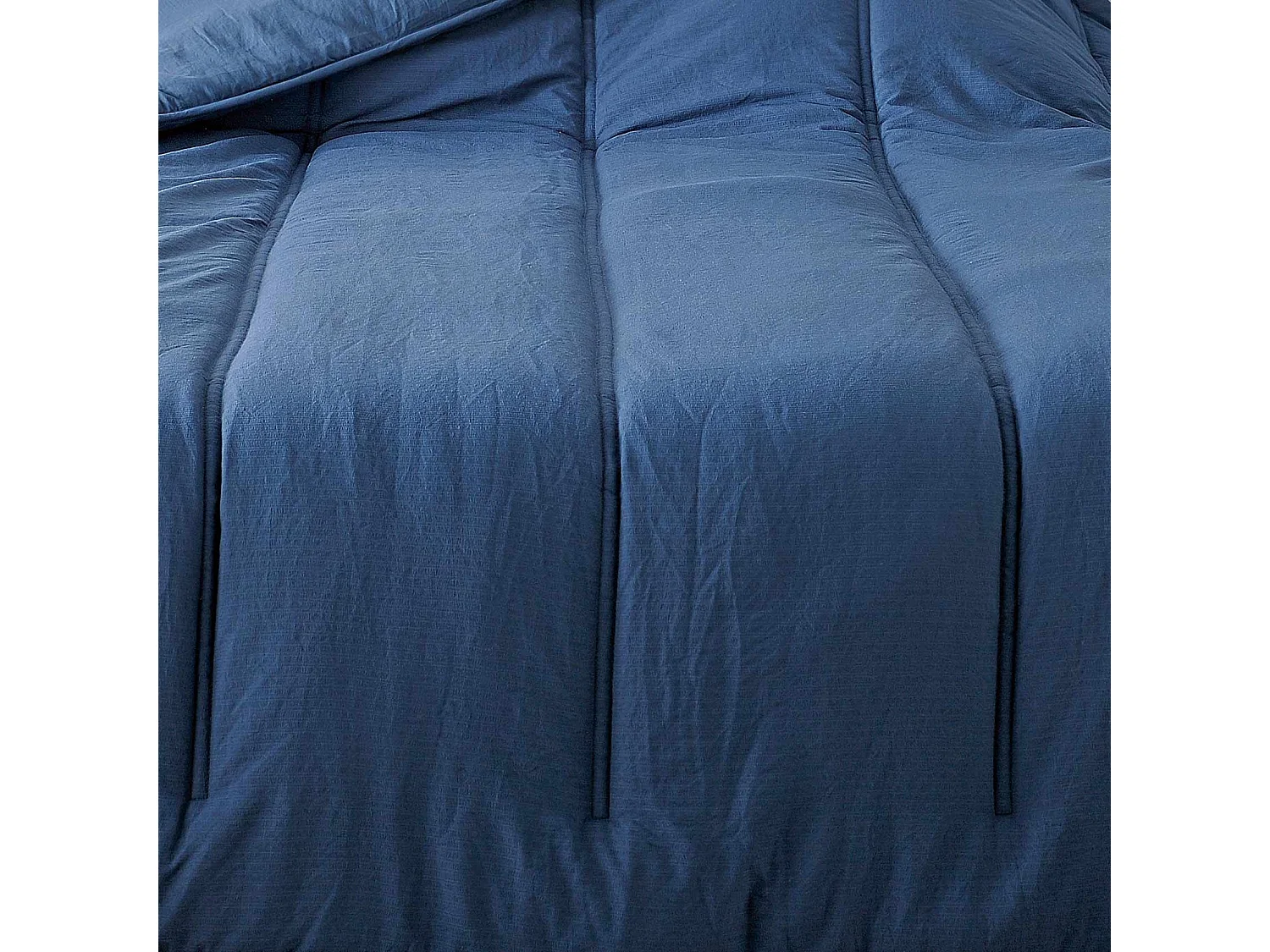 Cubrecama liso 180 x 240 cm