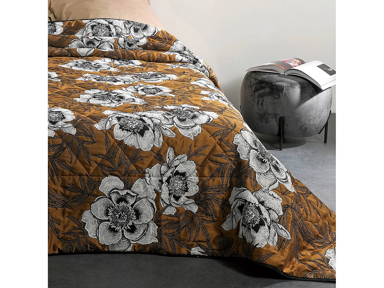 Cubrecama con estampado floral 240 x 260 cm