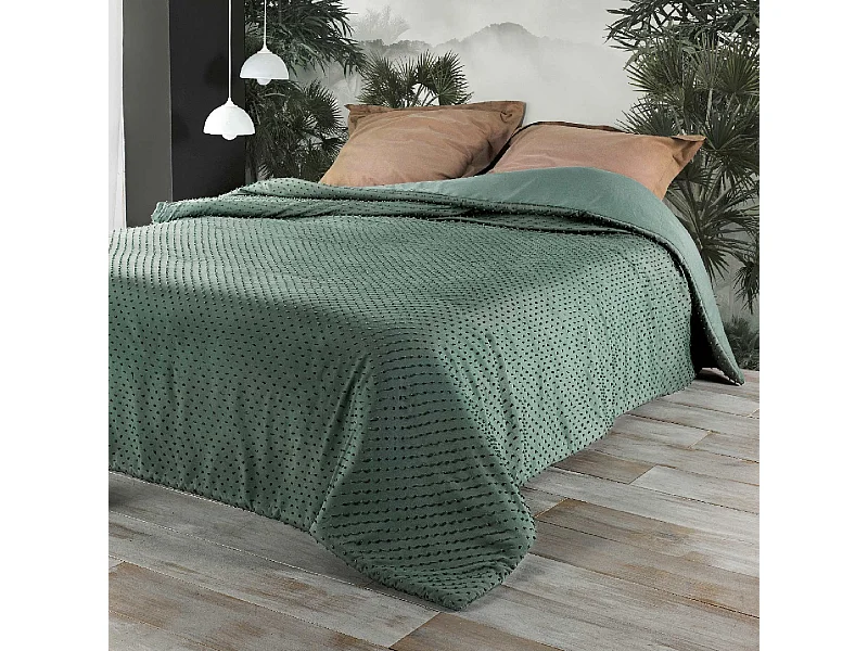 Cubrecama con pequeños pompones 180 x 240 cm