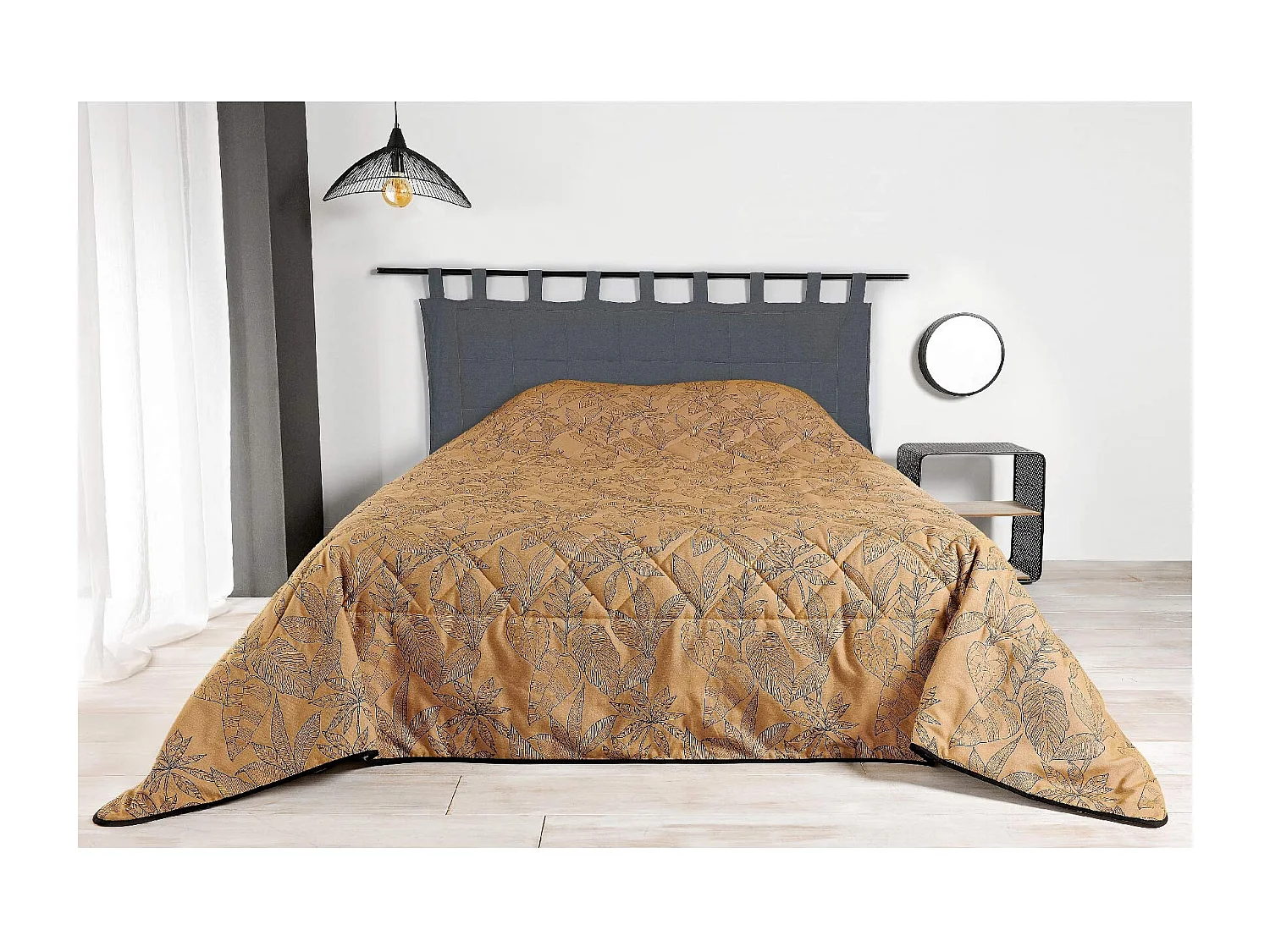 Jeté de lit aux feuilles stylisées