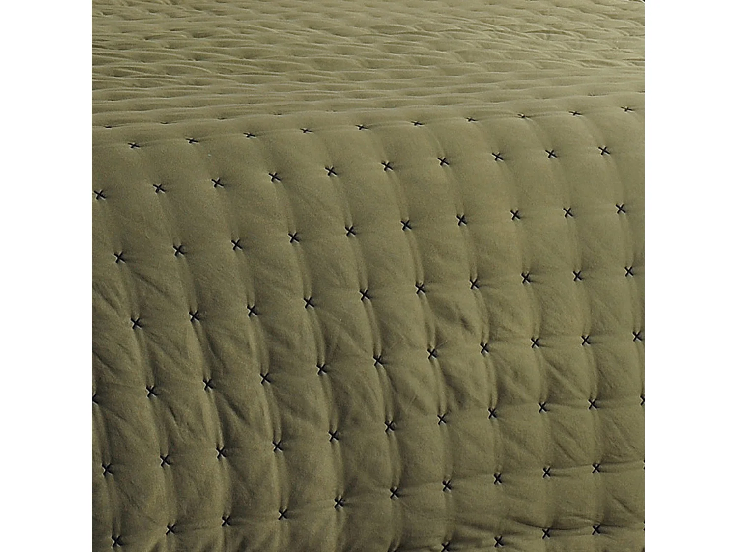 Jeté de lit matelassé et uni