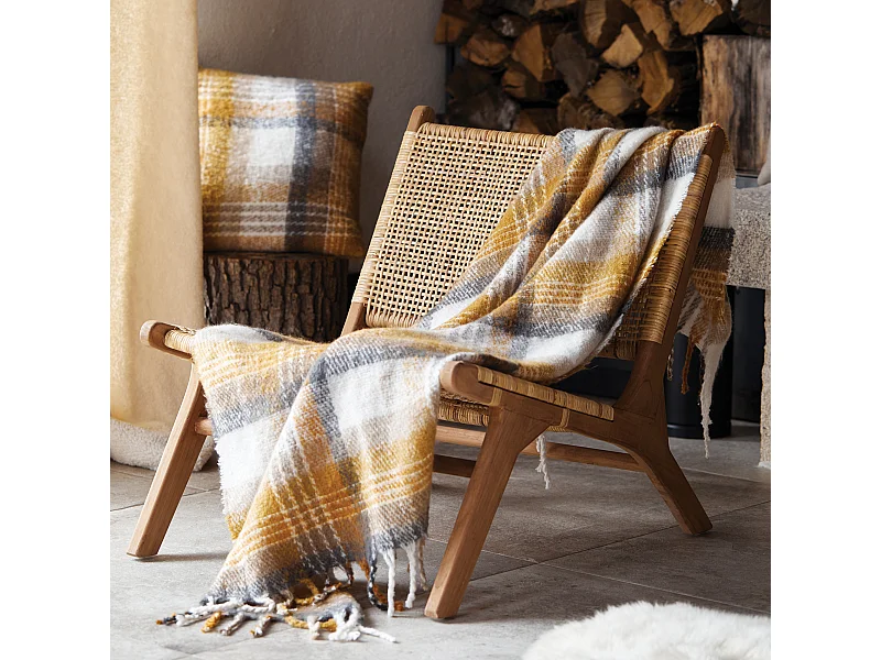 Plaid Escocés Aspecto Mohair con Flecos 127 x 152 cm