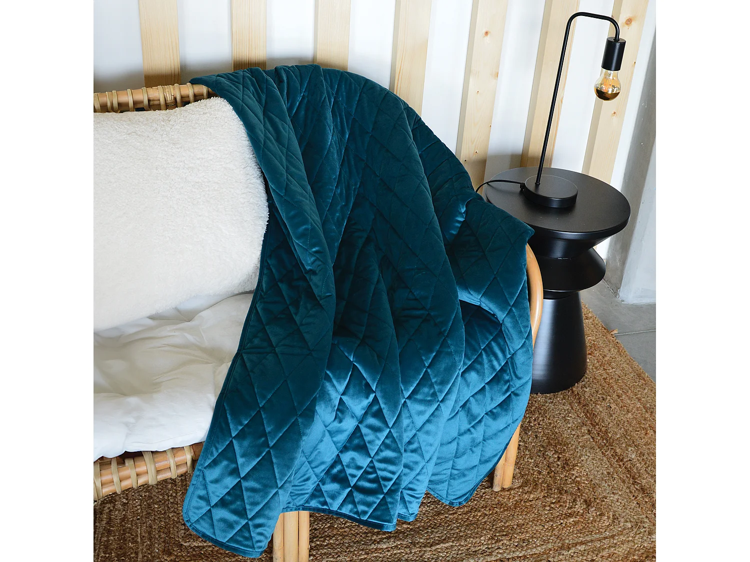 Plaid para sofá en terciopelo acolchado 125 x 160 cm