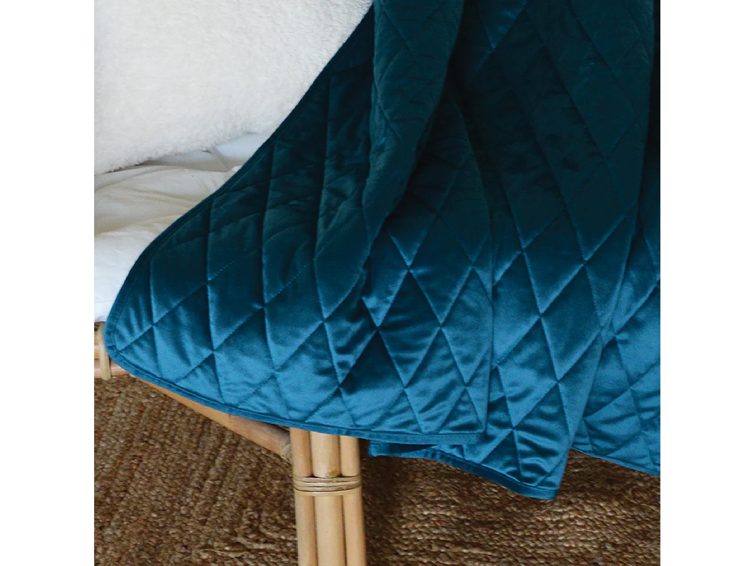 Plaid para sofá en terciopelo acolchado 125 x 160 cm