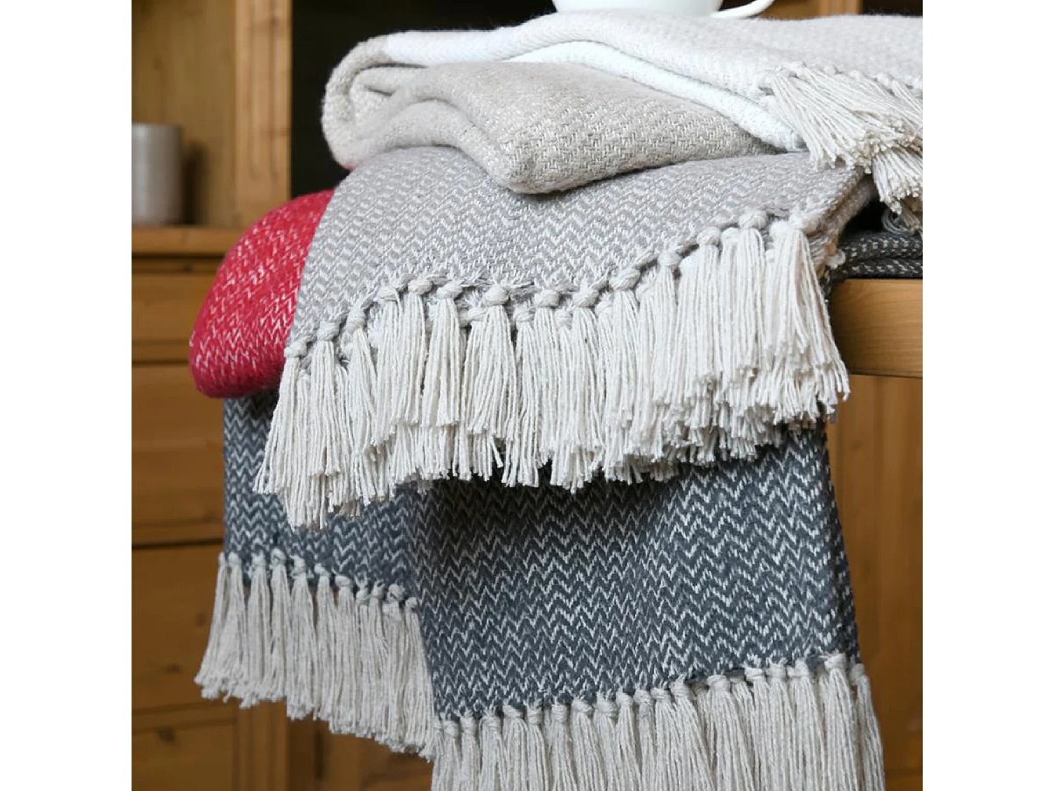 Plaid mit Fransen in zweifarbigem gekämmtem Woll-Effekt 125 x 150 cm