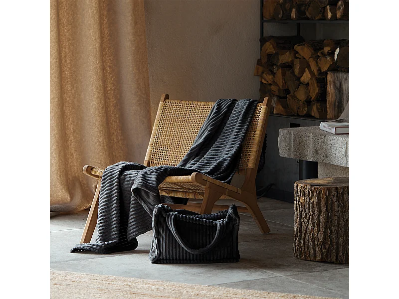 Bolso y Plaid de Terciopelo Cotelé 125 x 150 cm