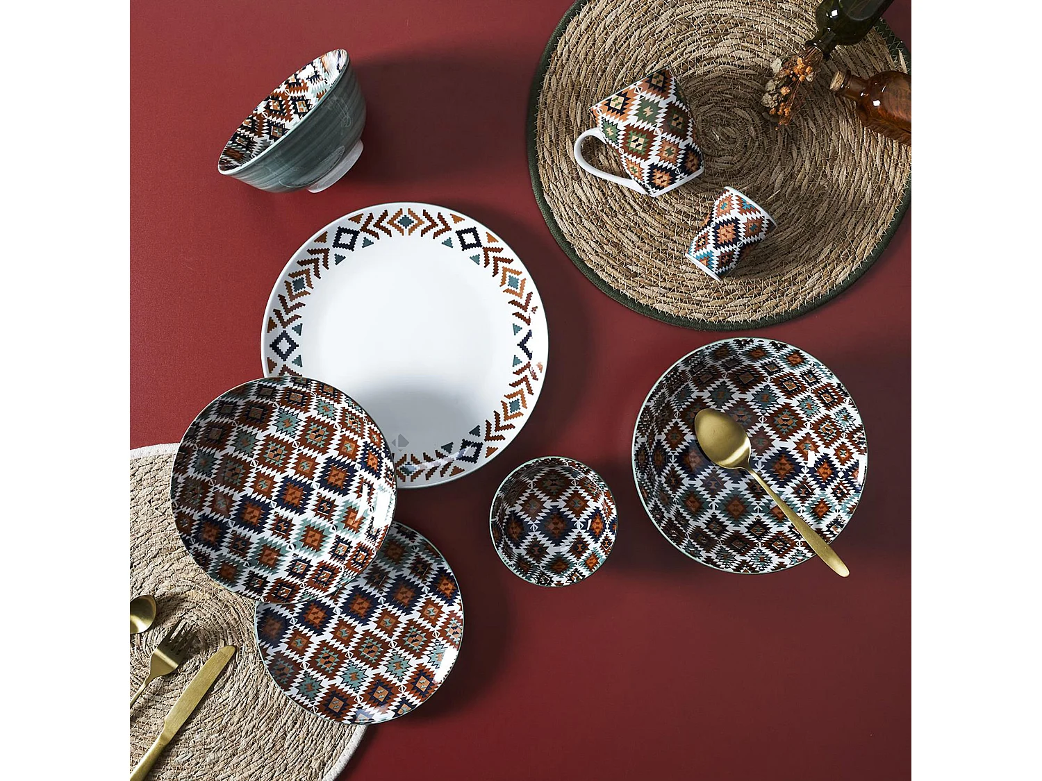 Lot de 3 bols motifs fantaisie en porcelaine 57 cl collection ORIGINE