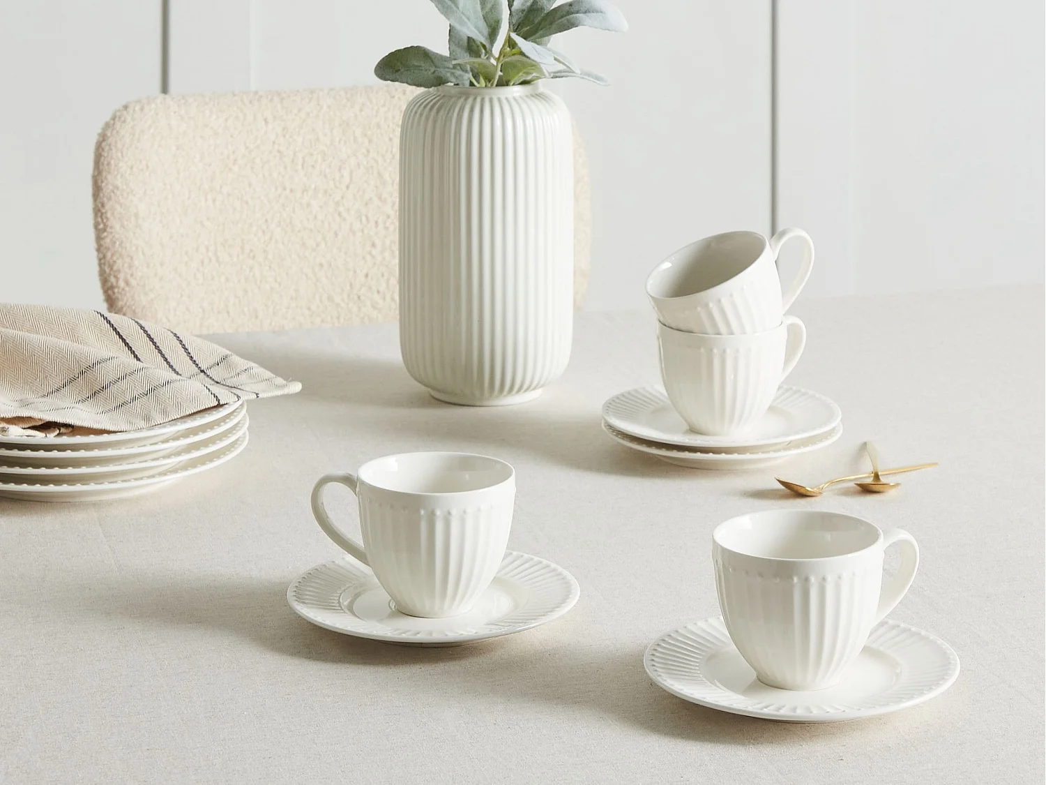 Zestaw 4 filiżanek ze spodkami COWSLIP Porcelana Biały