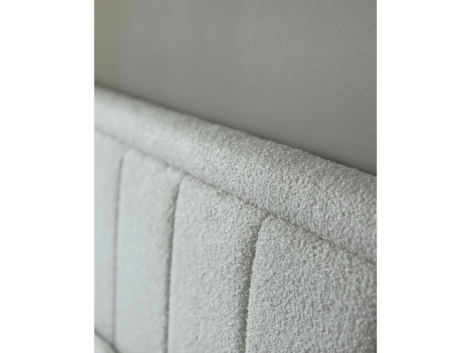 Lit ottoman Bouclé MONTLAUR 180 x 200 cm Blanc