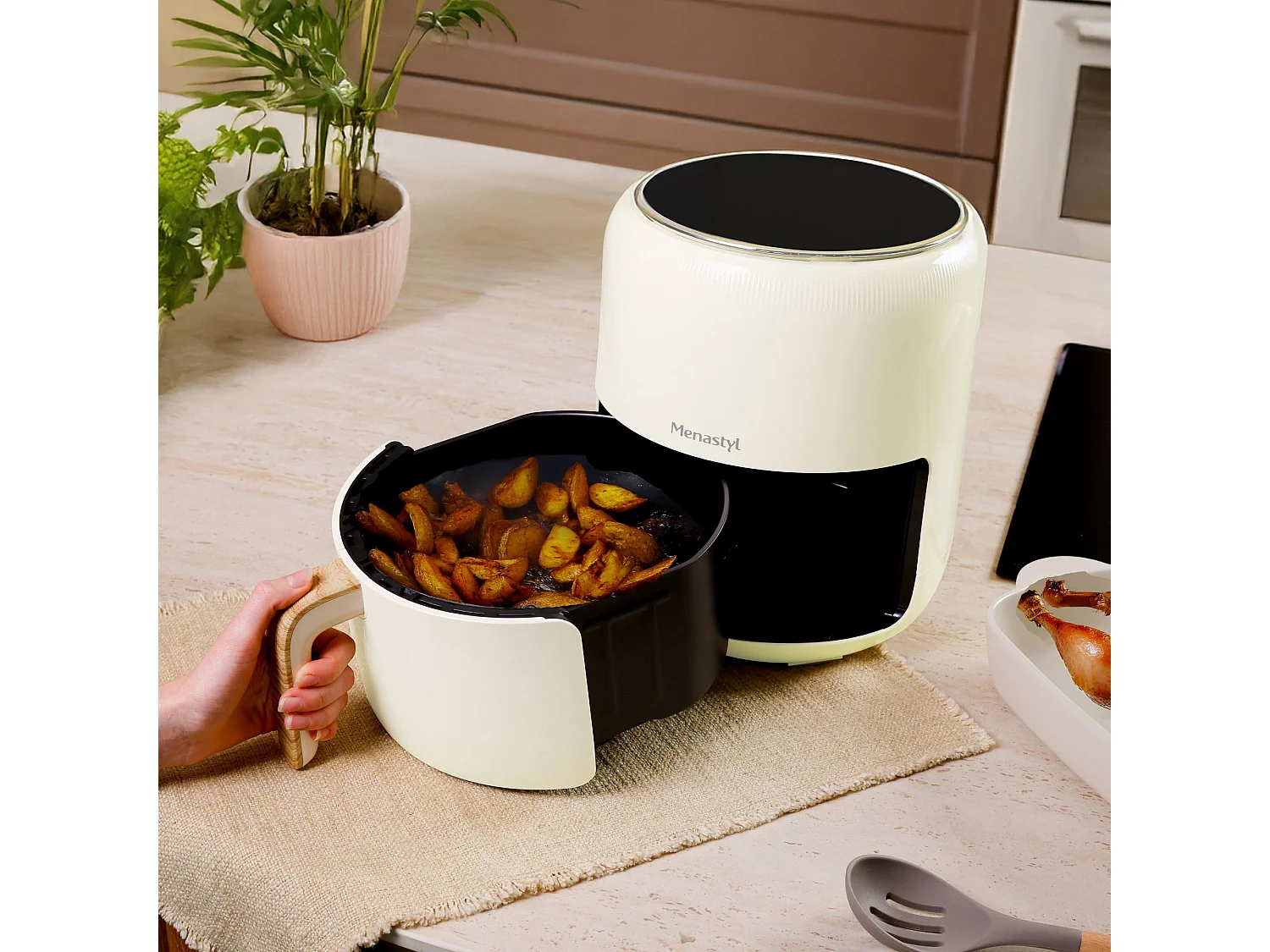 Menastyl - Friteuse A Air Chaud 4.5l Colorama Creme Avec Poignee Finition Bois
