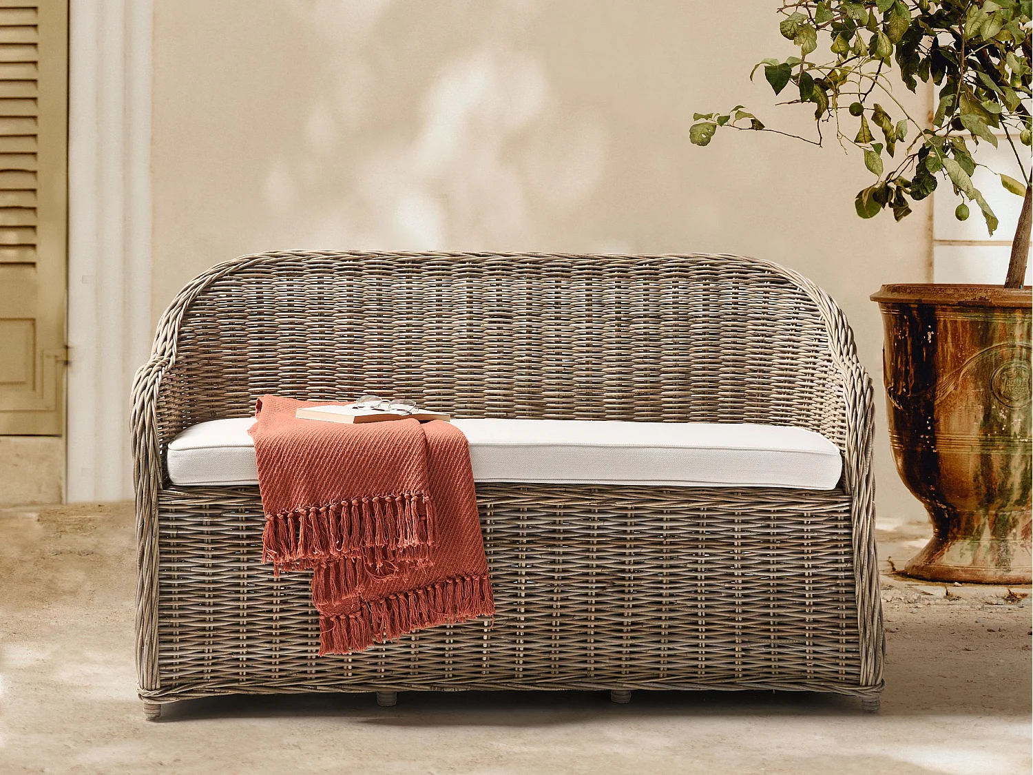 Banc avec coussin d'assise SUSUA 150 cm Rotin Naturel