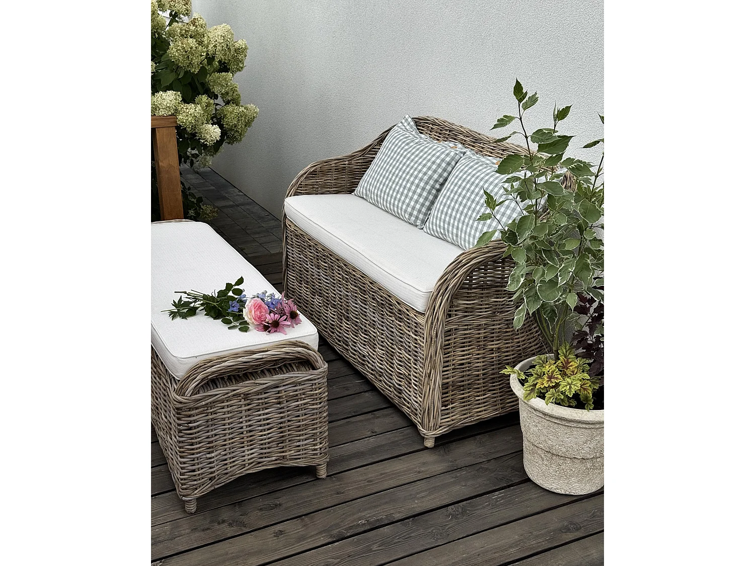 Canapé de jardin avec ottoman 2 places SUSUA Rotin Naturel