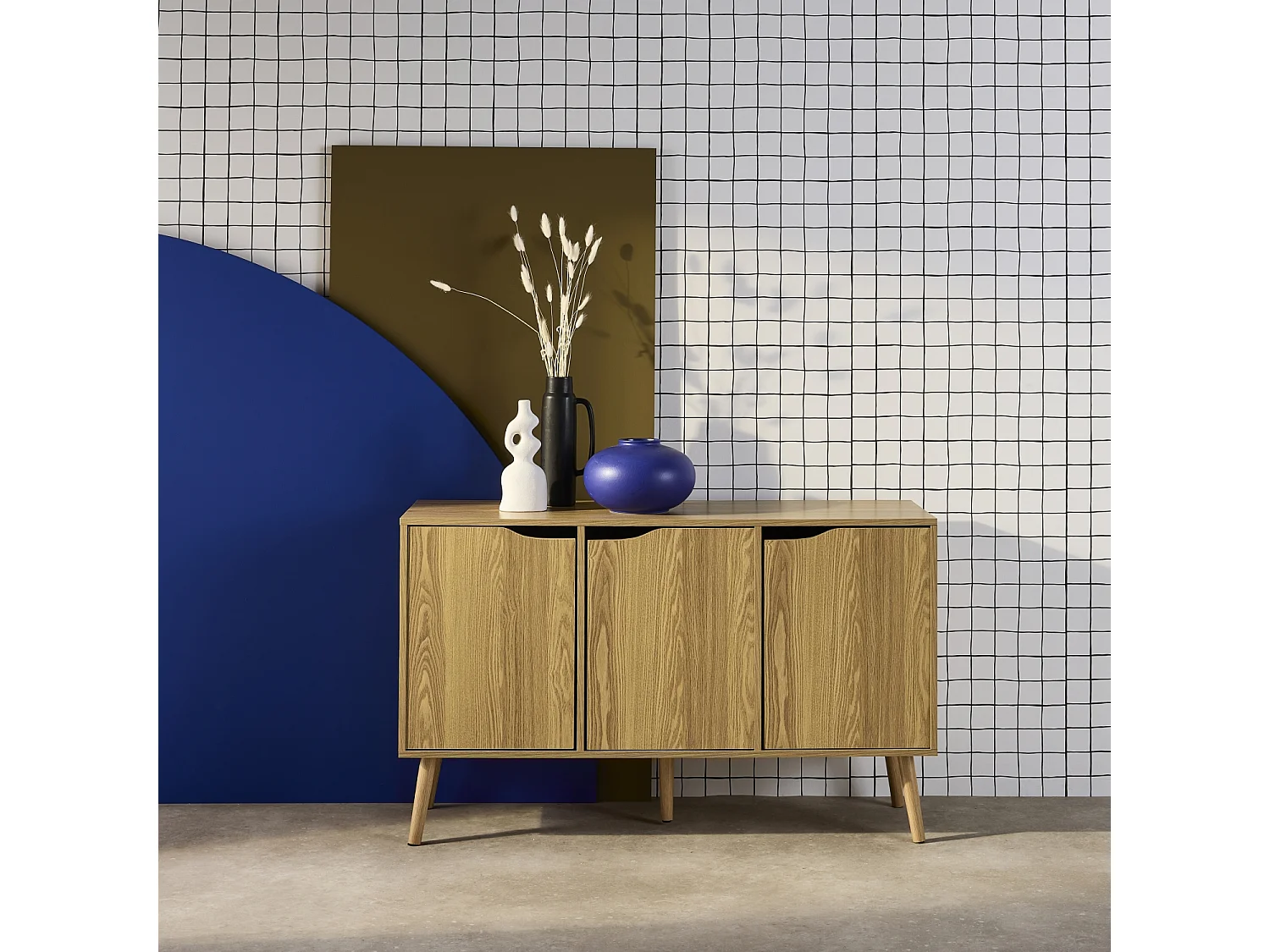 Buffet de rangement effet frêne 3 portes et 3 étagères. buffet bas. 120cm