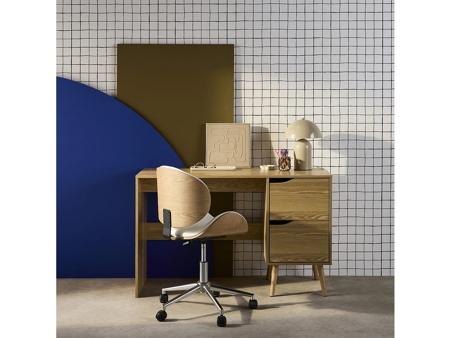 Scrivania effetto noce a 2 cassetti , effetto frassino