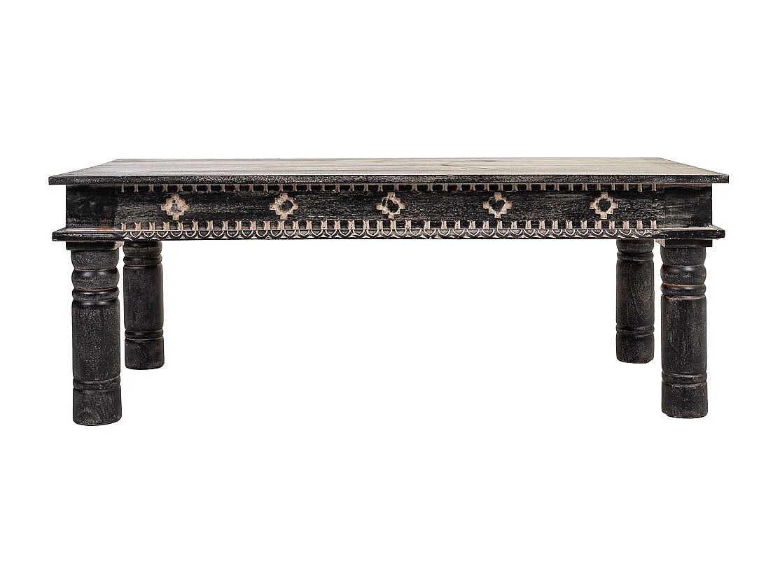 Mesa de centro em madeira com acabamento artesanal em preto