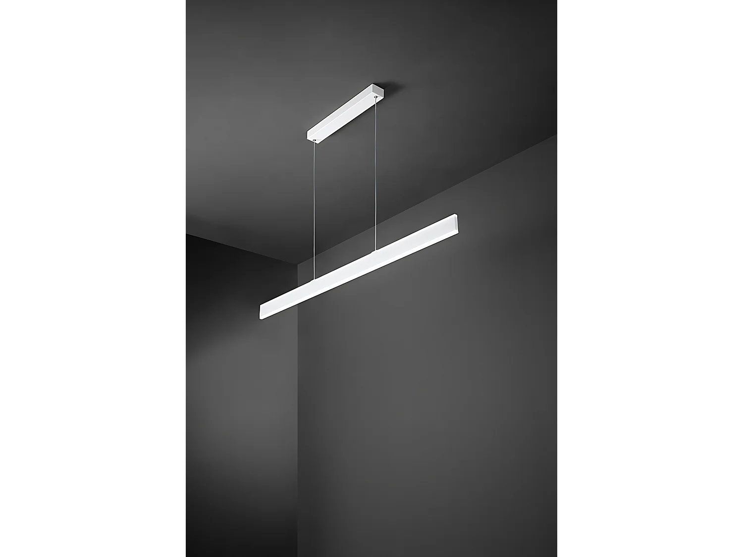 LED pendellampe serie 6998 i hvid aluminium, 48 W, 3648 lm, valgbar farvetemperatur, dæmpbar, satineret diffusor, 121,6 cm - Perenz