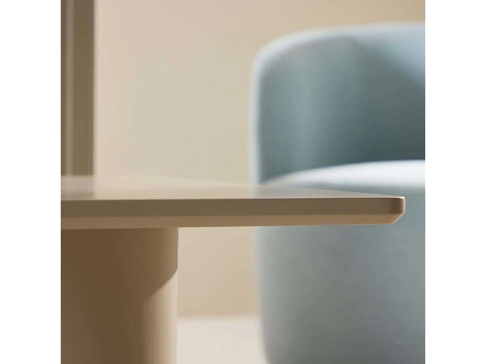 Olivia Couchtisch beige.