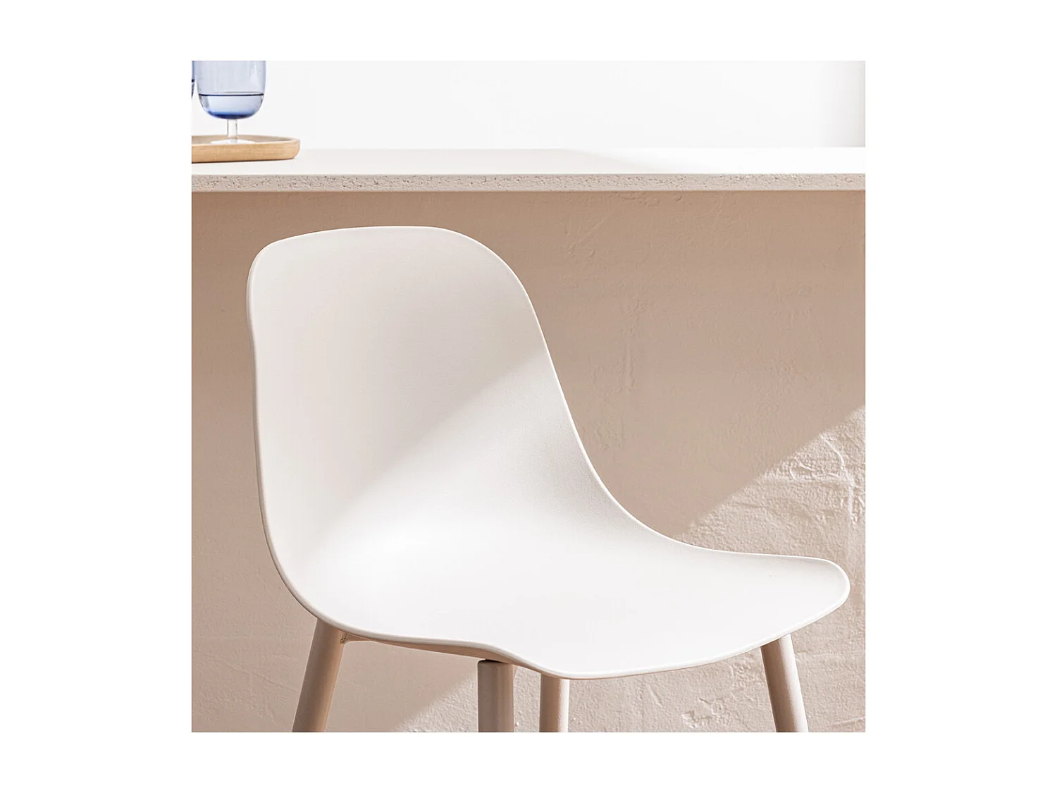 Portland - Lot de 4 tabourets de bar intérieur et extérieur en plastique et métal H65cm - Beige