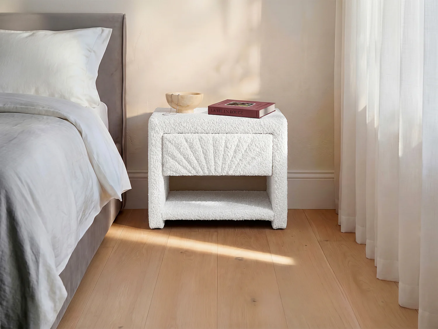 Bedside Table - 1 Drawer and 1 Niche - Boucle Fabric - White - ULAMI