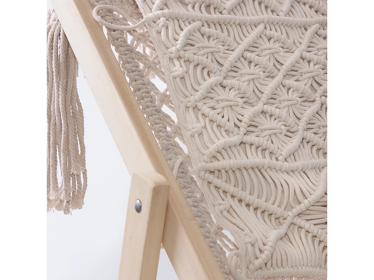 Sedia sdraio in macramè