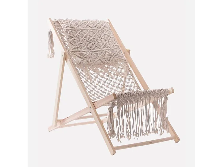 Sedia sdraio in macramè