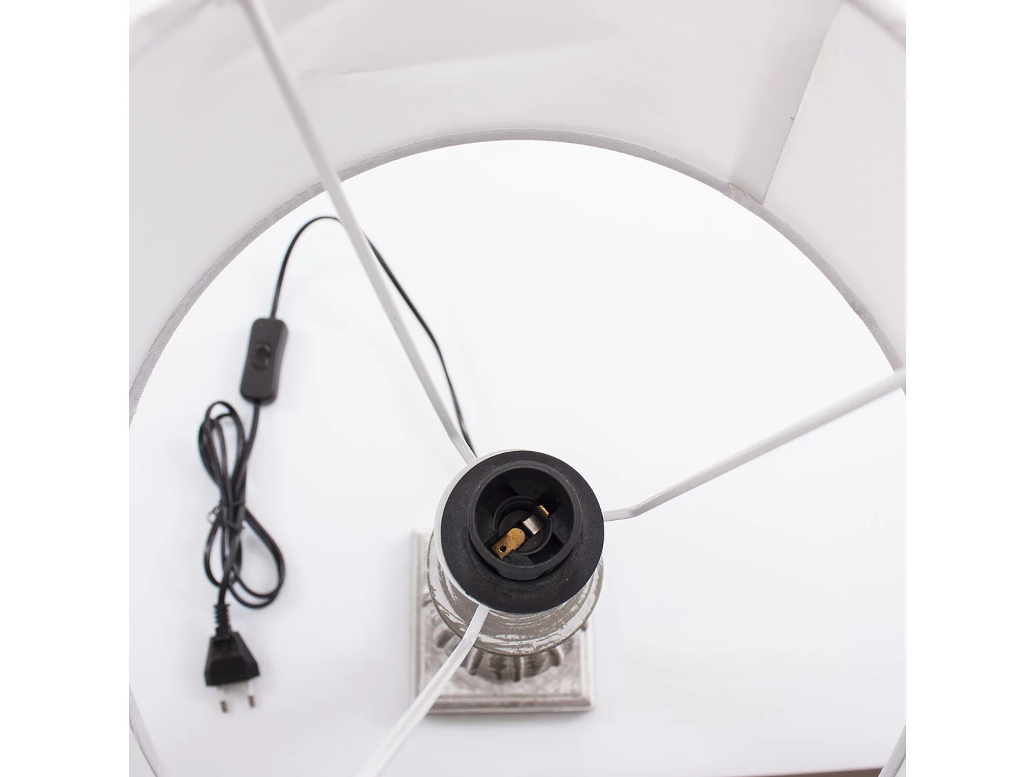 Lampada da Tavolo Grigia in MDF con Paralume Bianco Design Classico Attacco E27