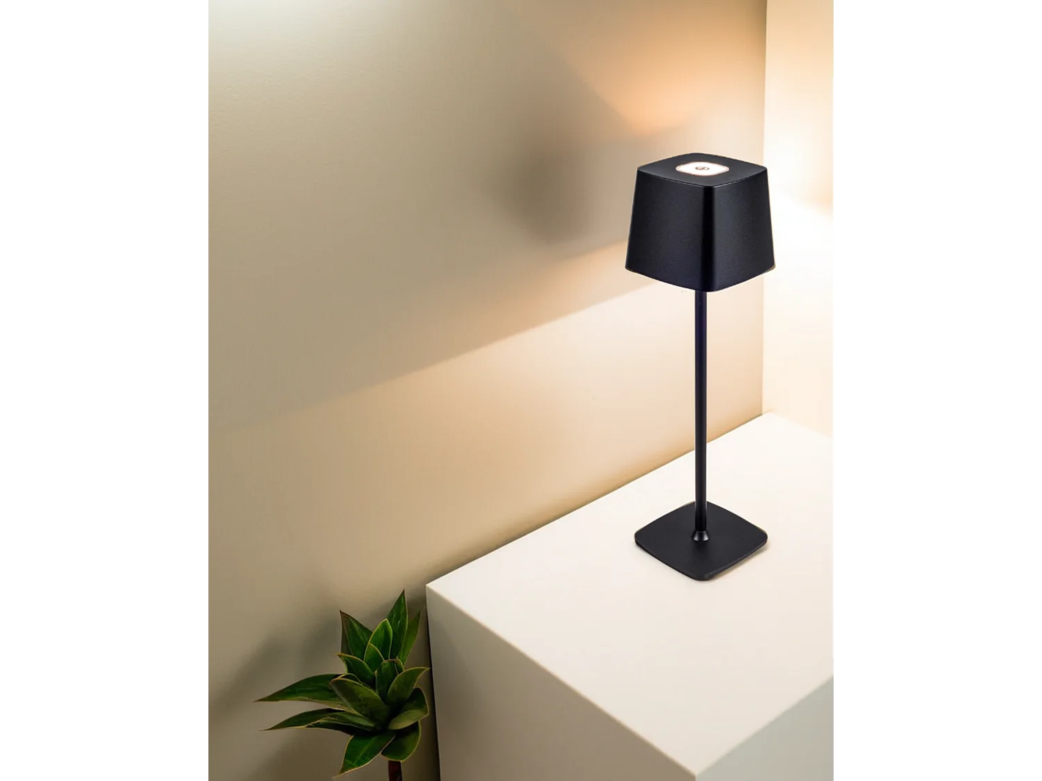 Lampada a led "Roma"