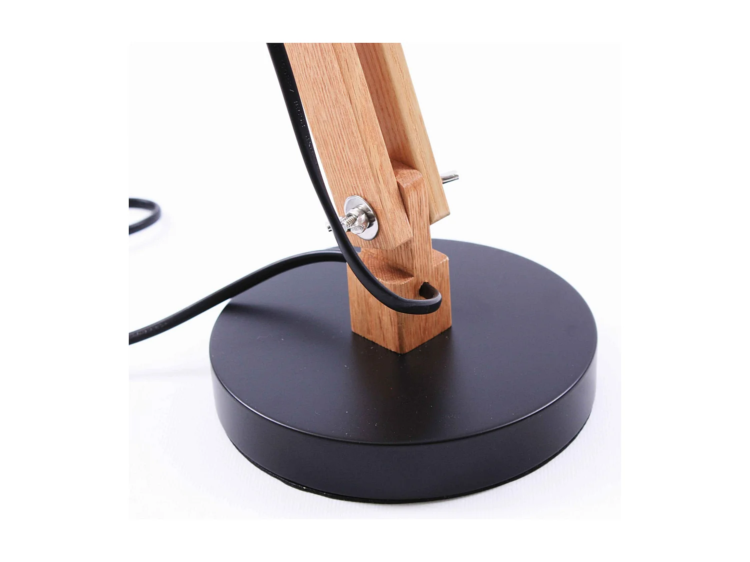 Lampada da scrivania nera