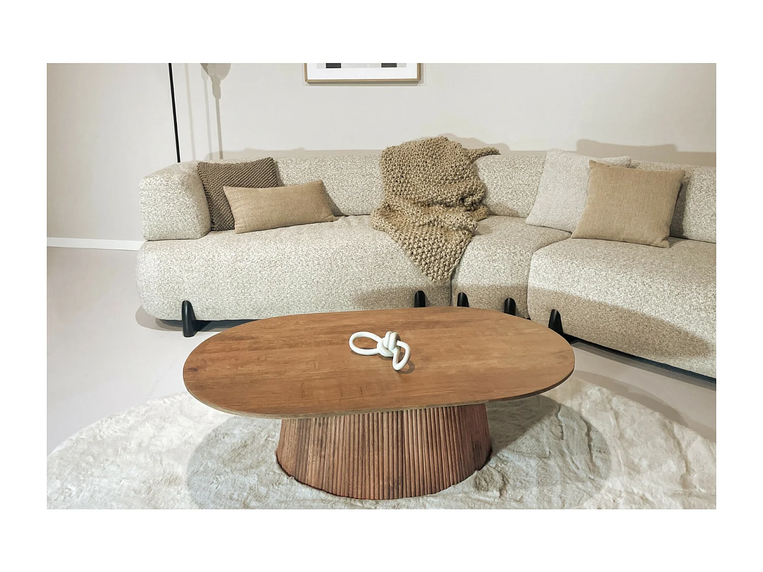 SIENNE-Table basse ovale en bois massif